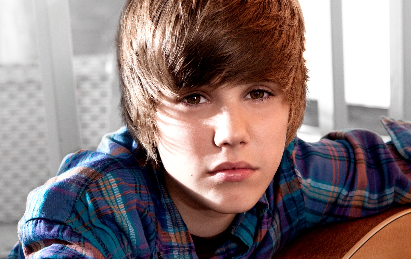 justin-bieber_1 Justin Bieber podría ser borrado de You Tube pop
