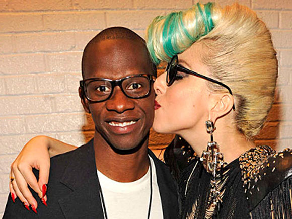 Lady Gaga se despide de su manager Troy Carter  1