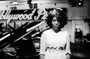 Kelis estrena video de Jerk Ribs