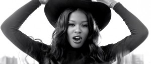 Azealia Banks anuncia que deja su sello discográfico