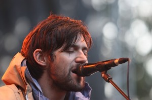 Conor Oberst lanza video para “Common Knowledge” y anuncia sencillo de 2 canciones