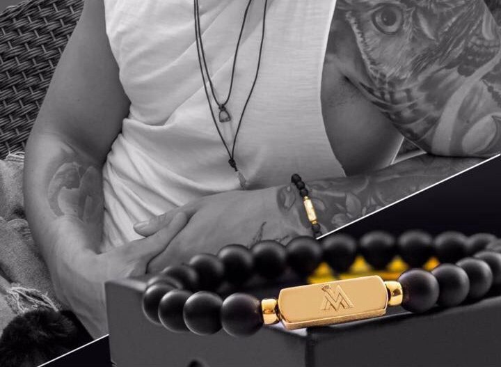 Compra la pulsera Maluma y gana entradas para su concierto 1